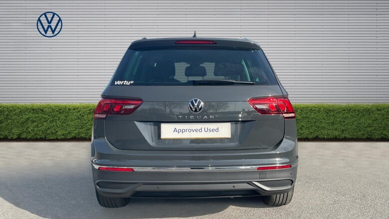 Volkswagen Tiguan 1.5 TSI 150 Life 5dr Petrol Estate